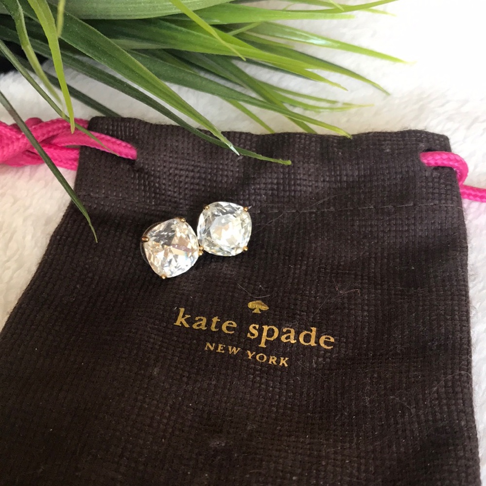 🤩Kate spade New York square stud earrings